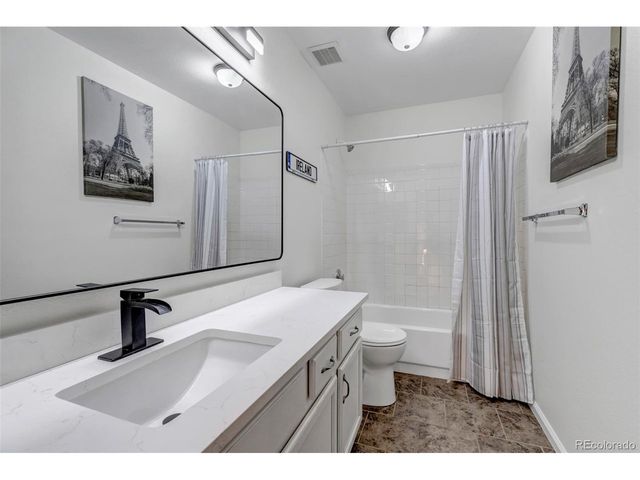 9989 Deer Creek St, Highlands Ranch, CO 80129