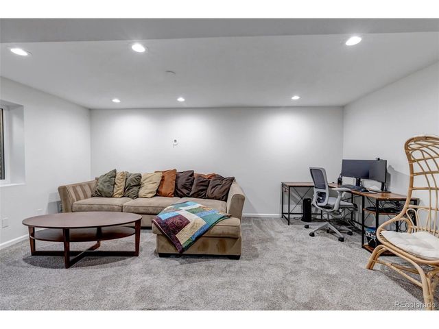 9989 Deer Creek St, Highlands Ranch, CO 80129