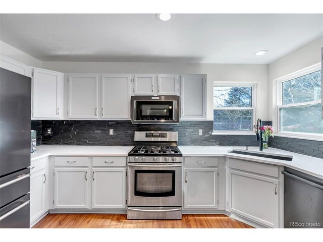 9989 Deer Creek St, Highlands Ranch, CO 80129