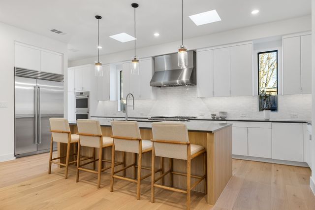 3832 Blue Trace Lane, Farmers Branch, TX 75244