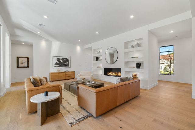 3832 Blue Trace Lane, Farmers Branch, TX 75244