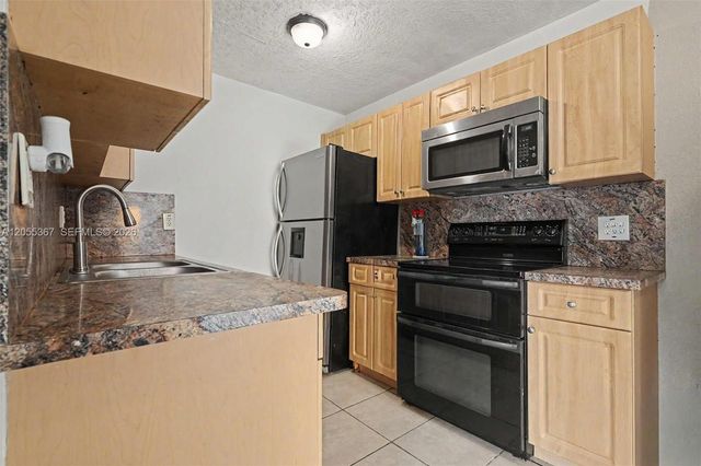 145 NE 12th Ave 145, Homestead, FL 33030
