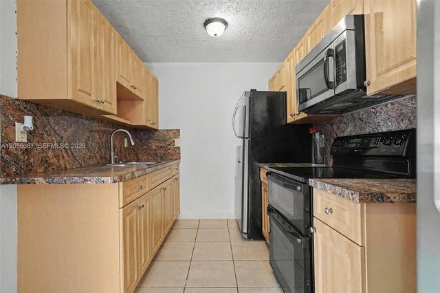 145 NE 12th Ave 145, Homestead, FL 33030