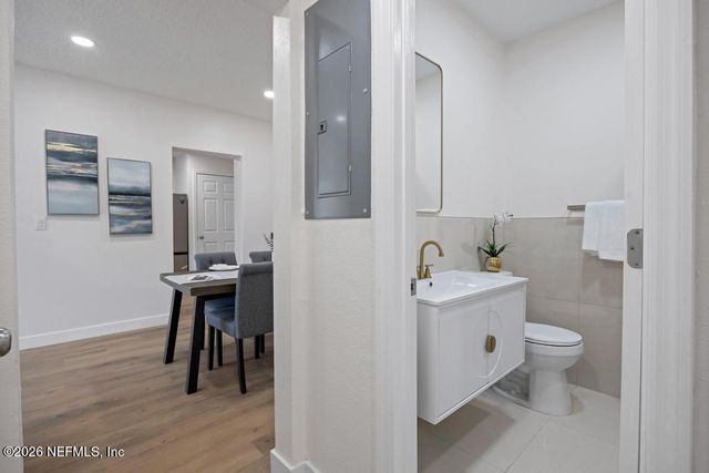 6155 TEMPLE Road, Jacksonville, FL 32217