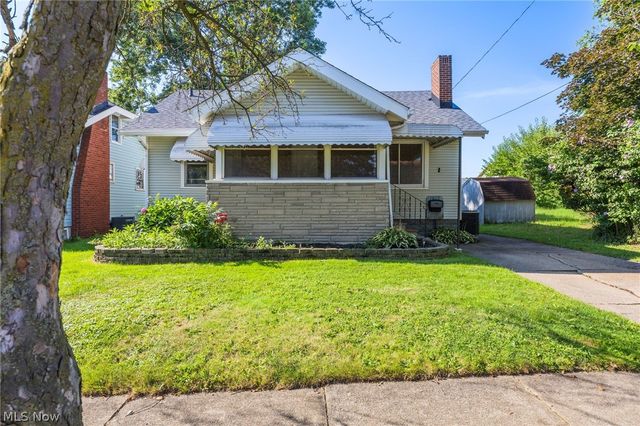 1010 Georgia Avenue, Akron, OH 44306