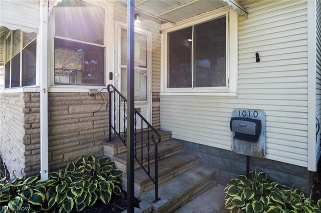 1010 Georgia Avenue, Akron, OH 44306