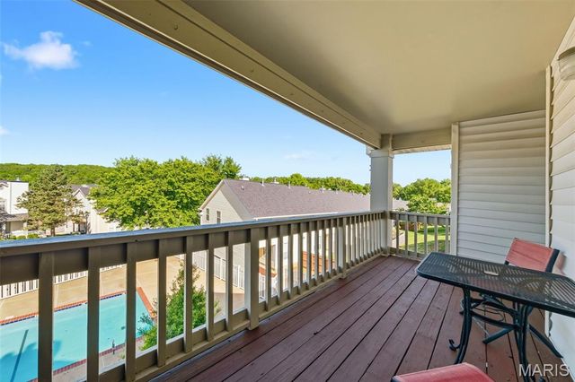 1445 Whispering Creek Drive J, Ballwin, MO 63021