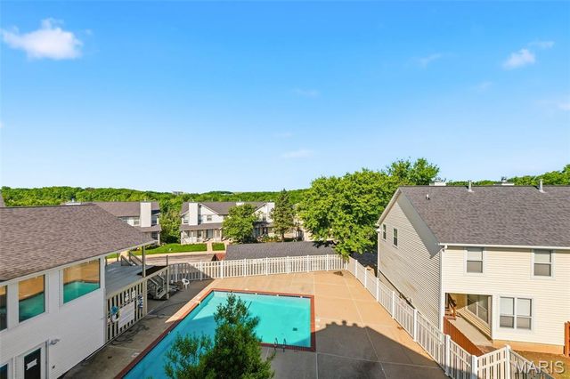 1445 Whispering Creek Drive J, Ballwin, MO 63021