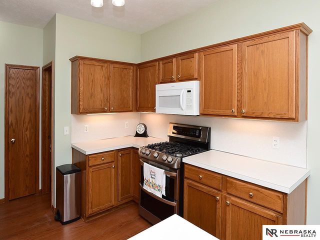 10913 Ellison Avenue, Omaha, NE 68164