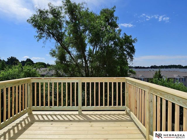 10913 Ellison Avenue, Omaha, NE 68164