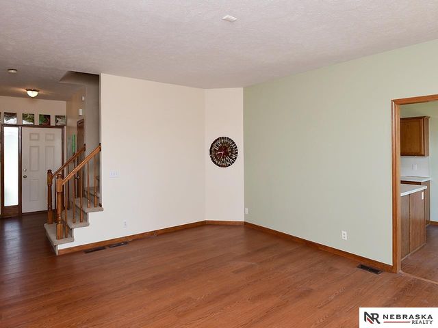 10913 Ellison Avenue, Omaha, NE 68164