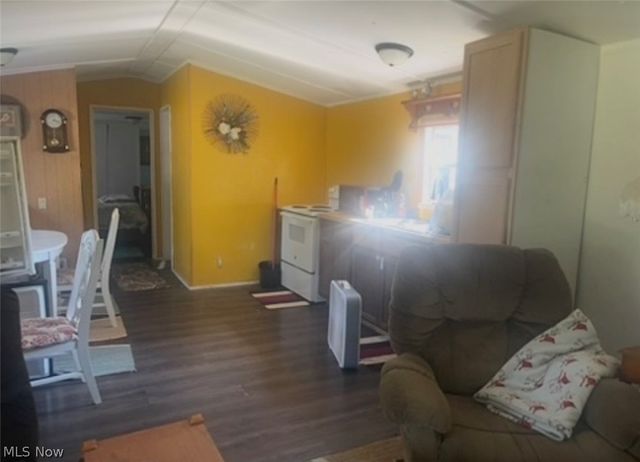 765 Hannaman Lane, Elizabeth, WV 26143