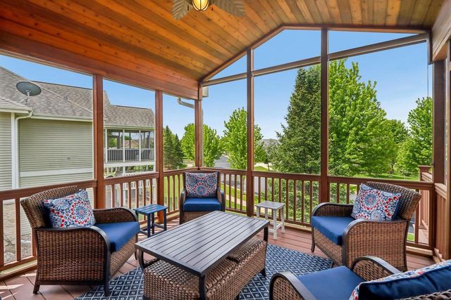 1405 Emerald Court, Waunakee, WI 53597