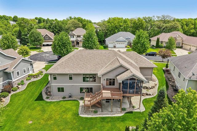 1405 Emerald Court, Waunakee, WI 53597
