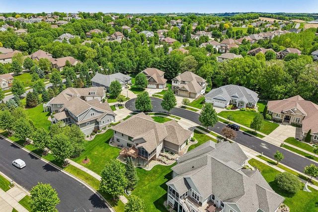 1405 Emerald Court, Waunakee, WI 53597
