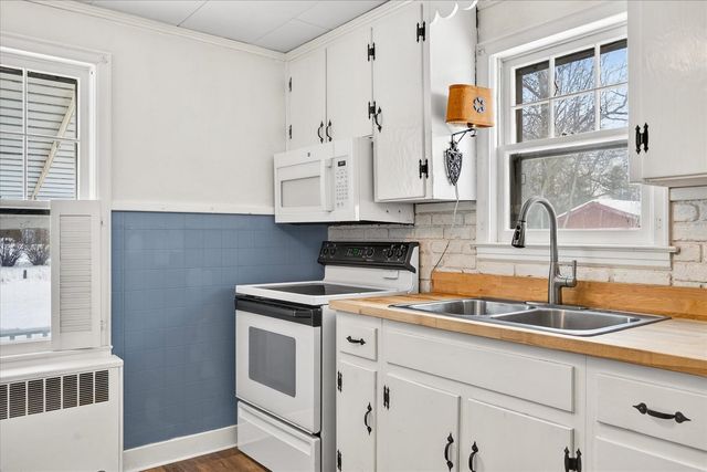 23 Vernon Street, Rutland City, VT 05701