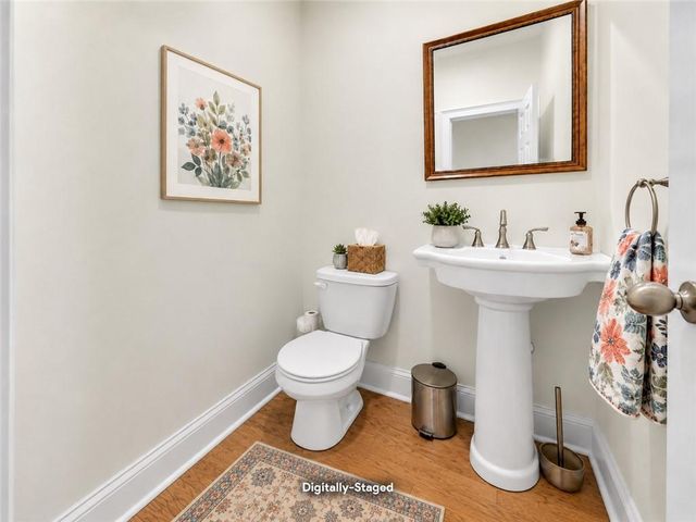 27 Classic Drive, Hartwell, GA 30643