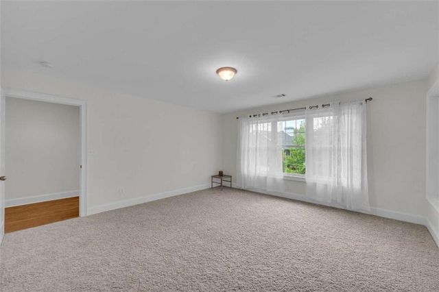 27 Classic Drive, Hartwell, GA 30643