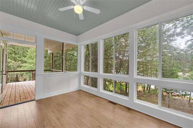 27 Classic Drive, Hartwell, GA 30643