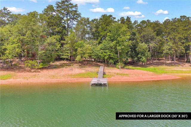27 Classic Drive, Hartwell, GA 30643