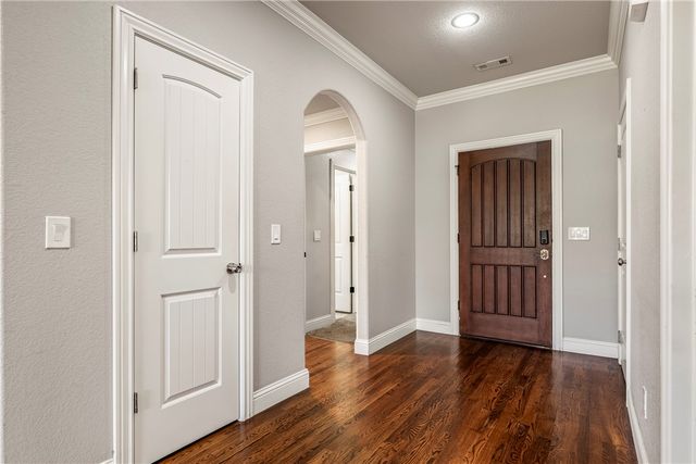 1109 W Cunningham Avenue, Rogers, AR 72758