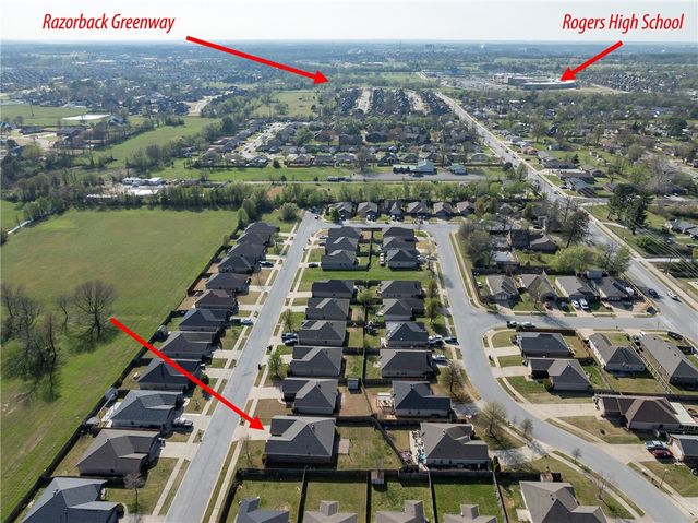 1109 W Cunningham Avenue, Rogers, AR 72758