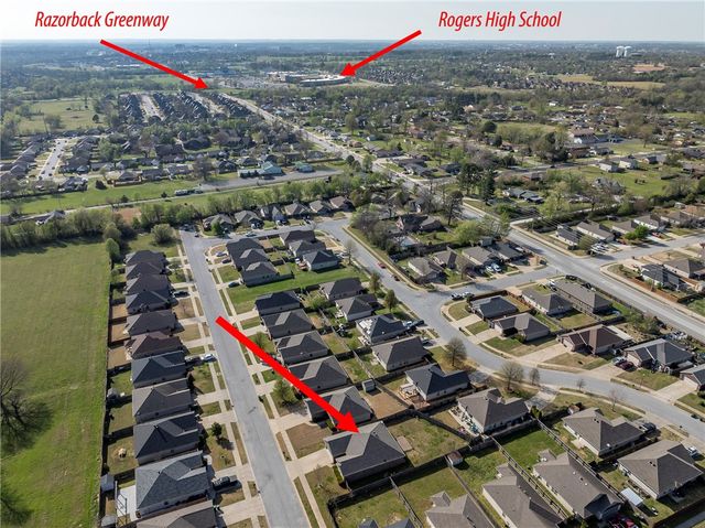 1109 W Cunningham Avenue, Rogers, AR 72758