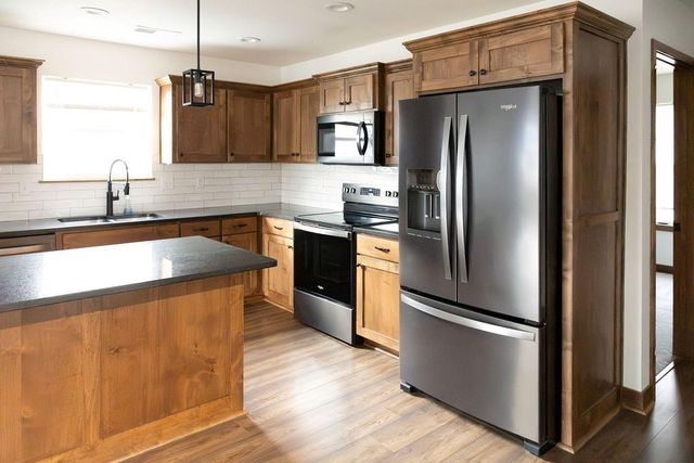 609 W Dryden Street, Odessa, MO 64076