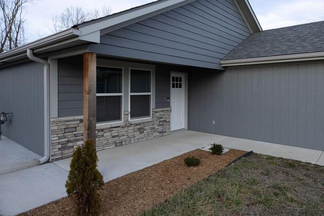 609 W Dryden Street, Odessa, MO 64076