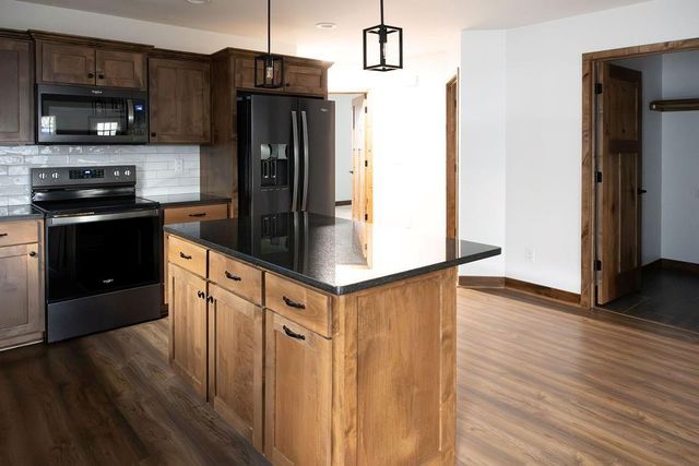 609 W Dryden Street, Odessa, MO 64076