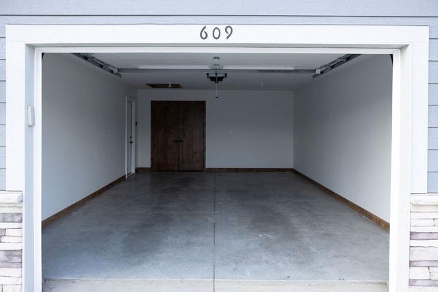 609 W Dryden Street, Odessa, MO 64076