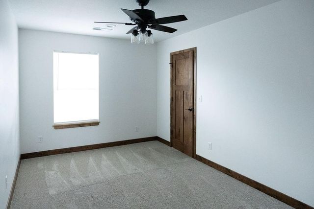 609 W Dryden Street, Odessa, MO 64076