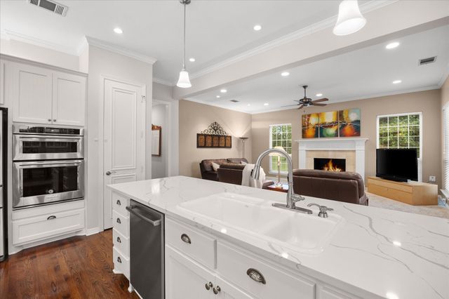 506 Meadowview Road, Heath, TX 75032