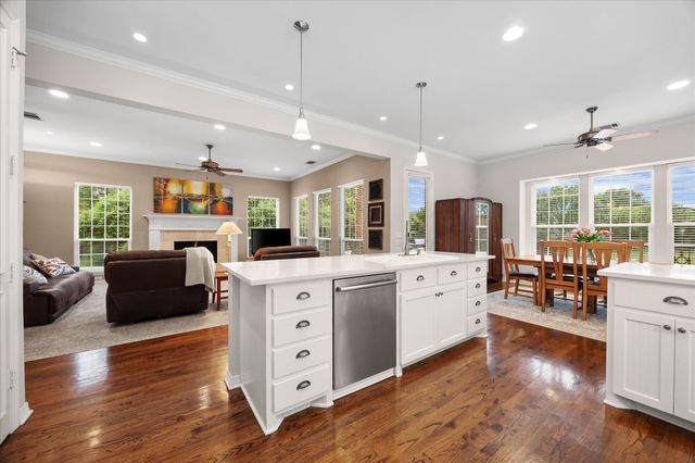 506 Meadowview Road, Heath, TX 75032