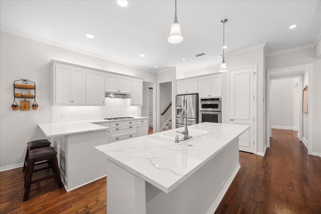 506 Meadowview Road, Heath, TX 75032