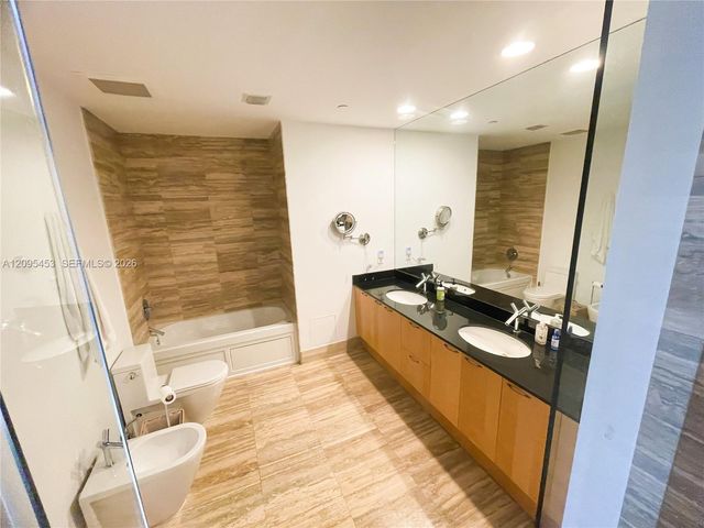 15901 Collins Avenue 2905, Sunny Isles Beach, FL 33160