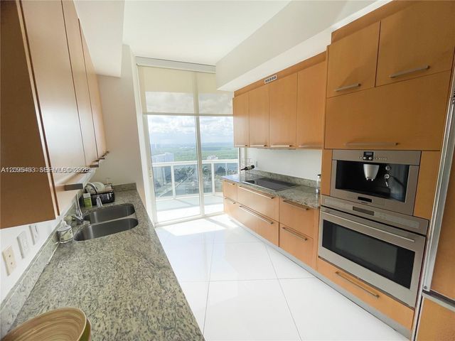 15901 Collins Avenue 2905, Sunny Isles Beach, FL 33160