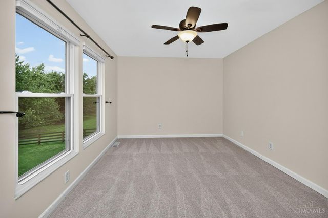 10203 Meadowknoll Drive, Symmes Twp, OH 45140