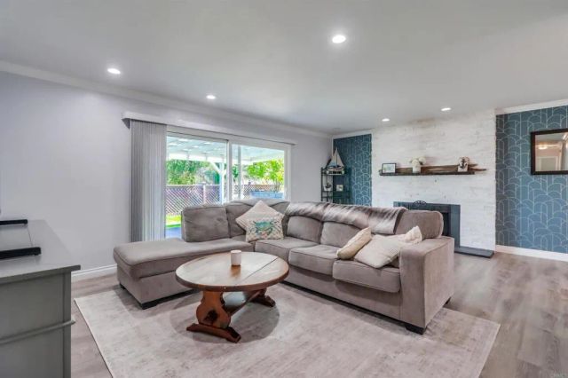 5468 Princess View Place, San Diego, CA 92120