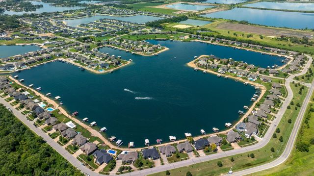 2522 N Paradise Ct, Wichita, KS 67205