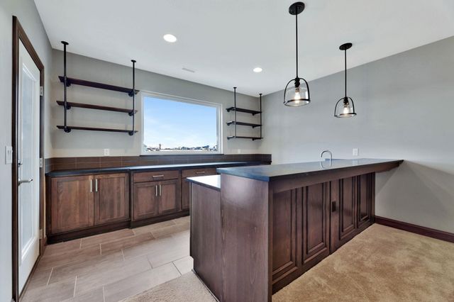 2522 N Paradise Ct, Wichita, KS 67205