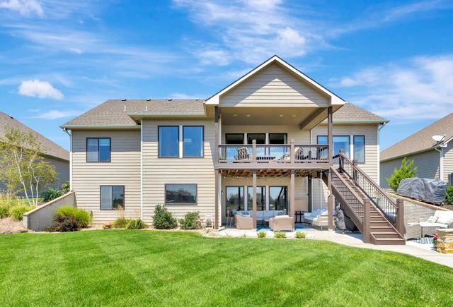 2522 N Paradise Ct, Wichita, KS 67205