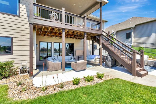 2522 N Paradise Ct, Wichita, KS 67205