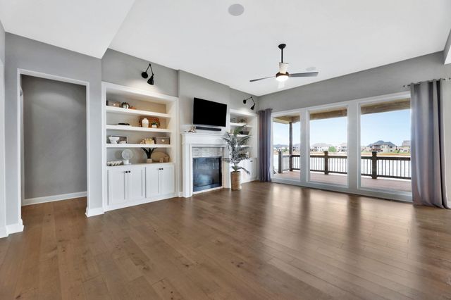 2522 N Paradise Ct, Wichita, KS 67205