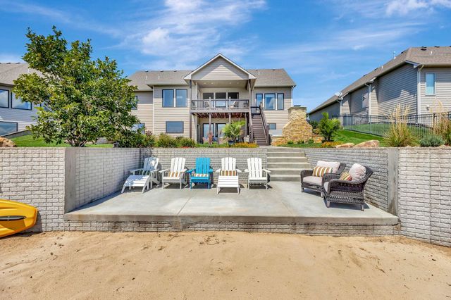 2522 N Paradise Ct, Wichita, KS 67205