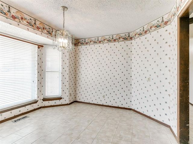 2320 Tecumseh Road, Blanchard, OK 73010