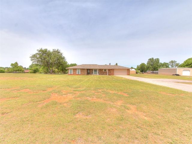 2320 Tecumseh Road, Blanchard, OK 73010