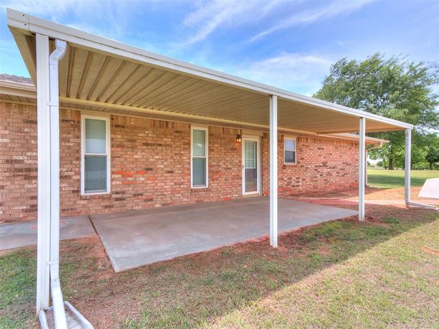 2320 Tecumseh Road, Blanchard, OK 73010