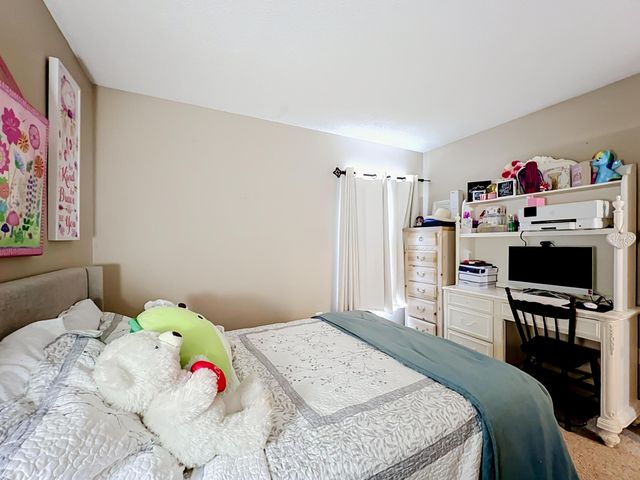 985 Canton Street NW, Palm Bay, FL 32907