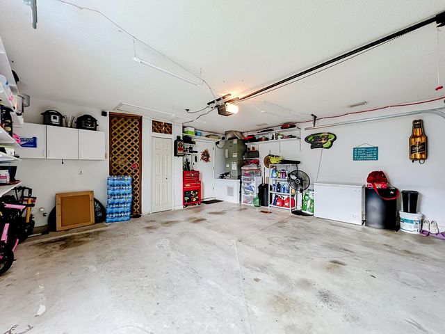 985 Canton Street NW, Palm Bay, FL 32907